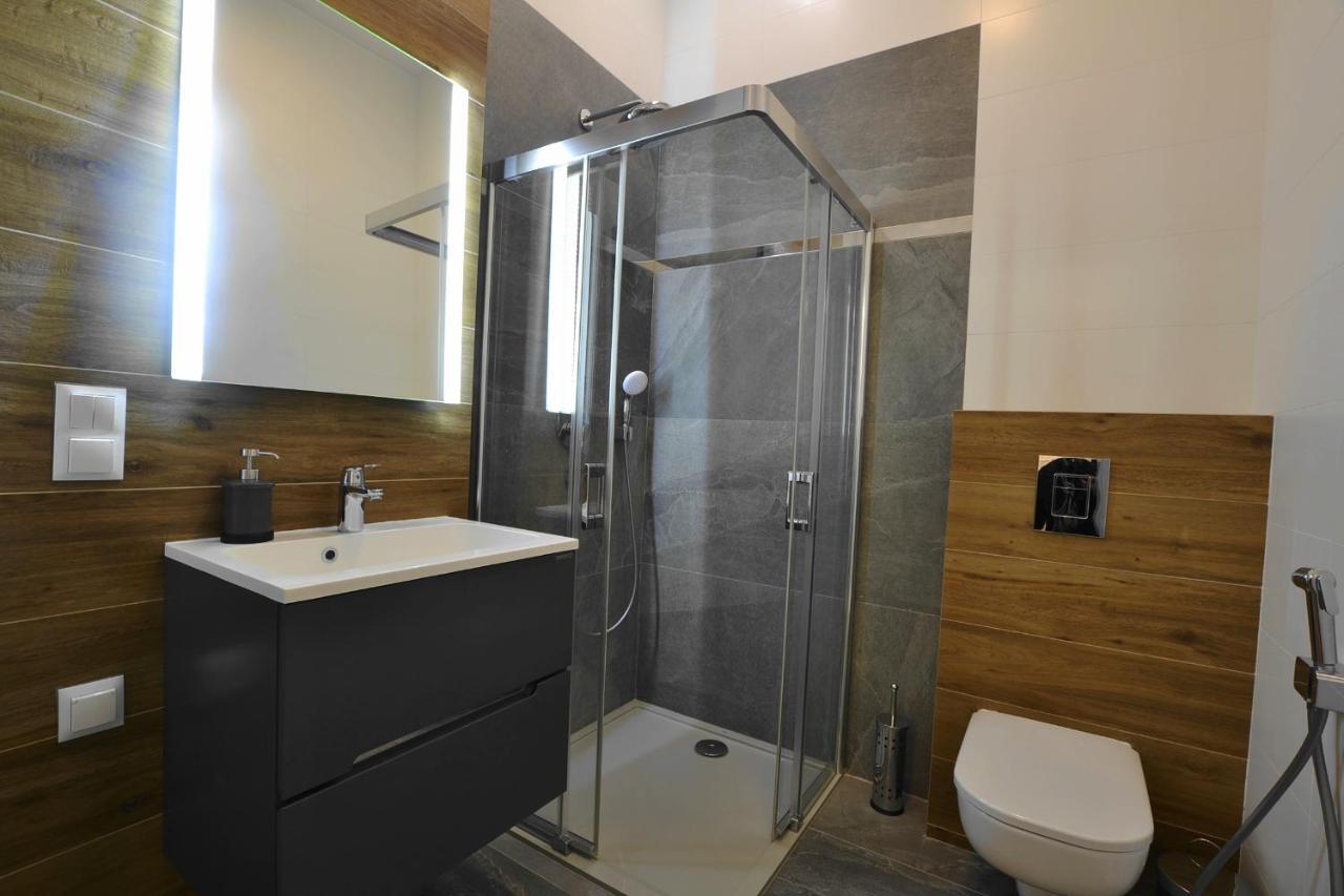 Apartament Turkusowy- Centrum Gliwic グリヴィツェ エクステリア 写真